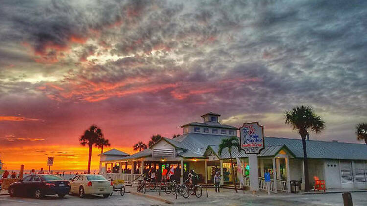 Palm Pavilion Beachside Grill