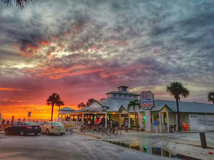 Palm Pavilion Beachside Grill