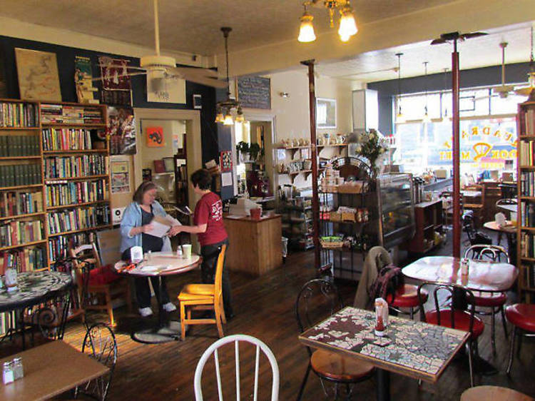 Quadrant Book Mart & Coffee House 