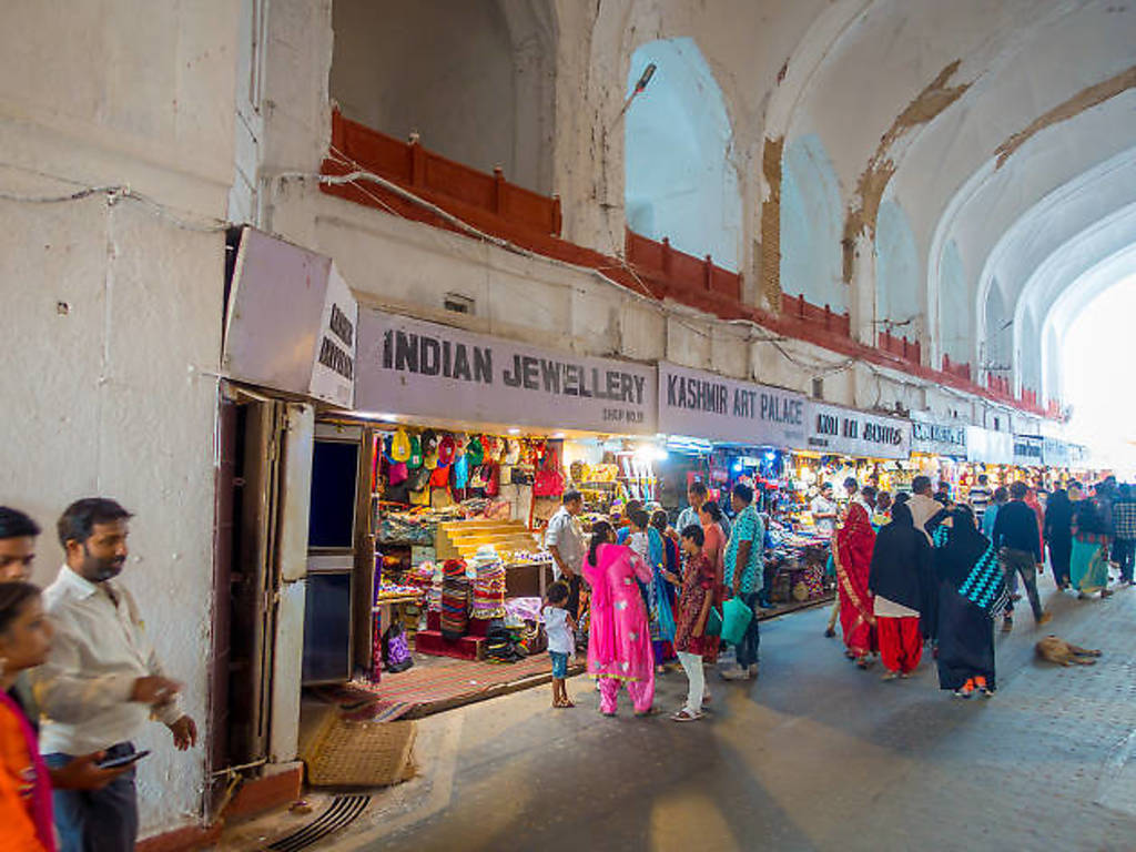 7 Best Markets in Delhi for a Thrilling Experience