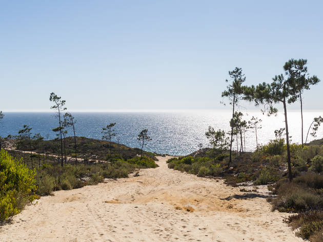Praia do Pinheiro da Cruz Praia do Pinheiro da Cruz