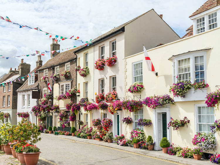 summer day trip from london