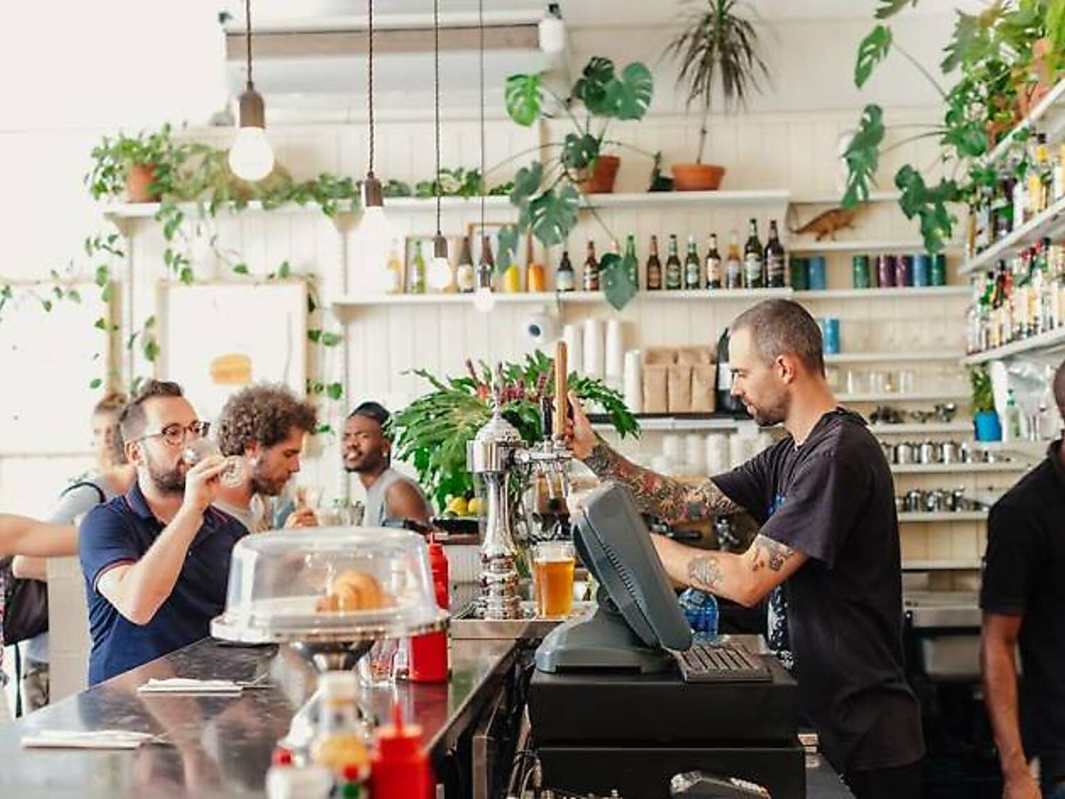 30 Best Restaurants in Cape Town, By A Local Expert