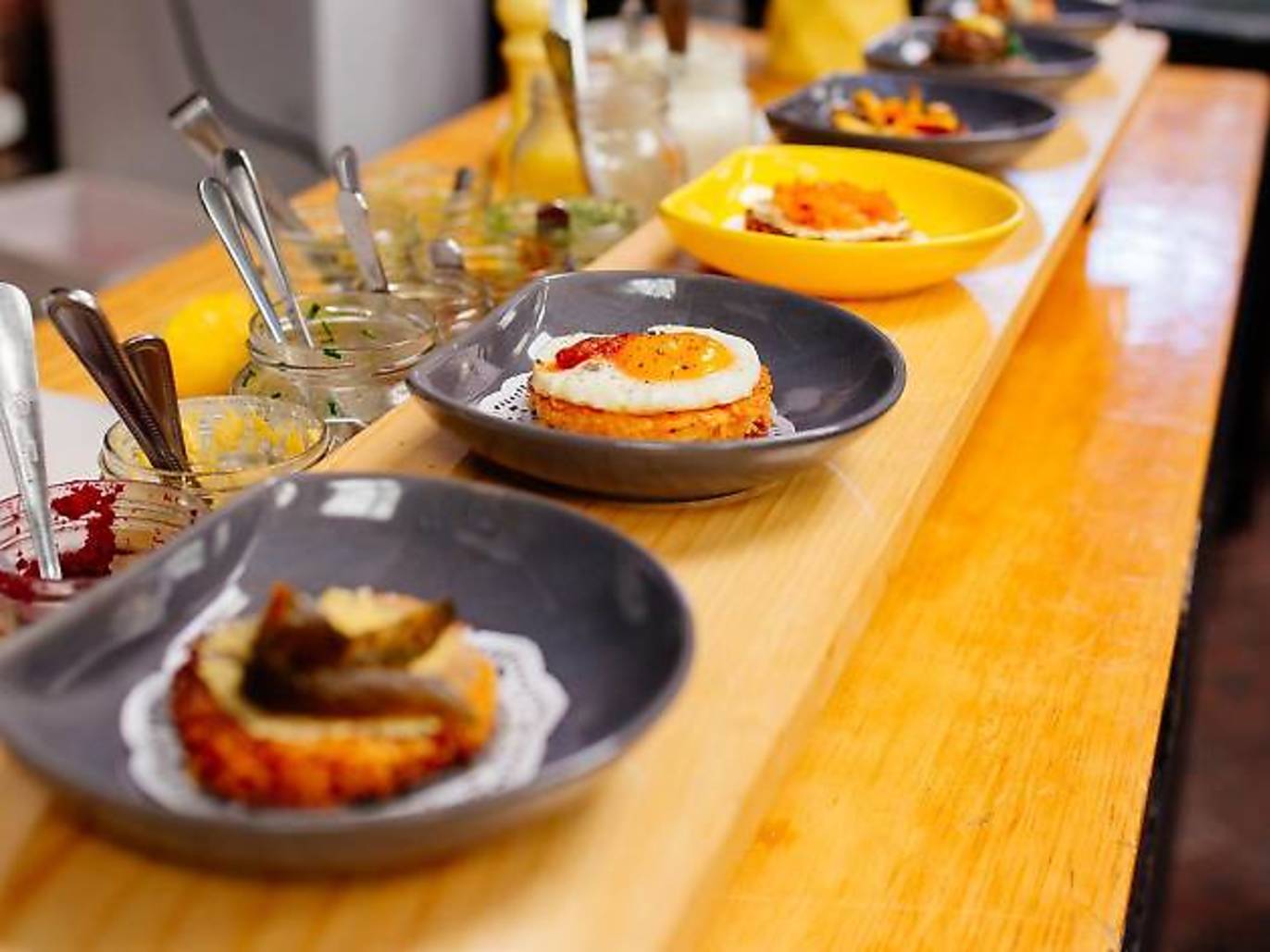 28 Best Restaurants in Cape Town, By A Local Expert