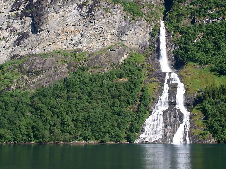 Kayak the UNESCO-listed Geirangerfjord 