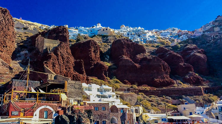 The ultimate guide to Santorini