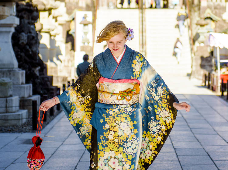 Try on a kimono