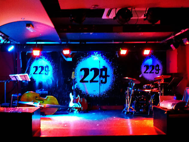 229 Nightlife In Fitzrovia London