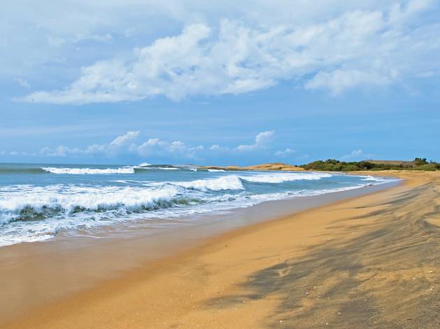 Okanda Point Okanda Point, surfing