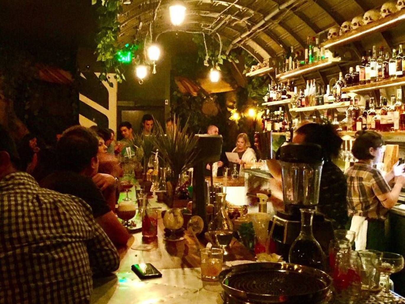 13 Best Tiki Bars in San Francisco Bay Area to Taste the Tropics