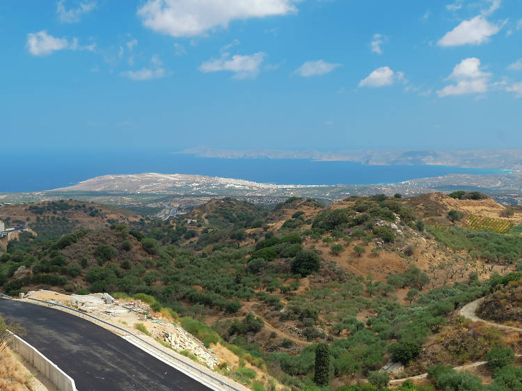 Go on a road trip from Chania to Sitia