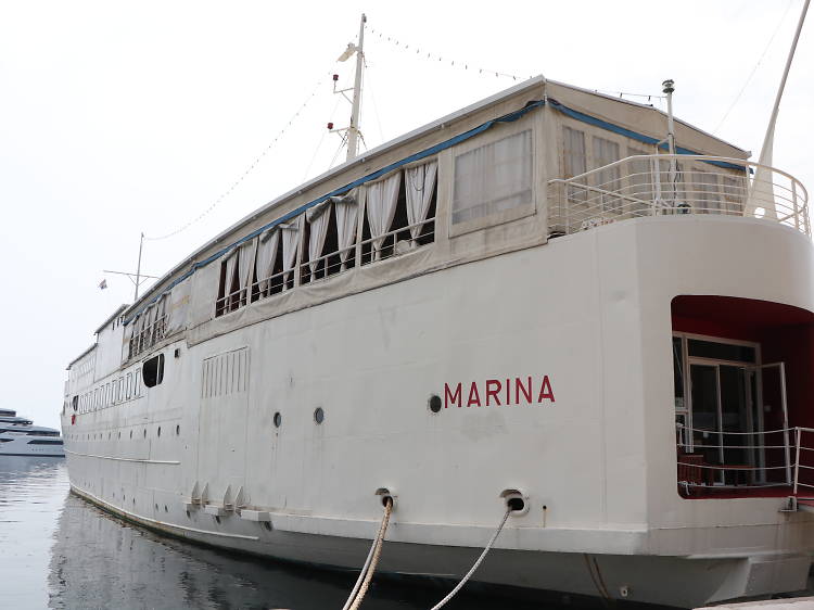 Botel Marina