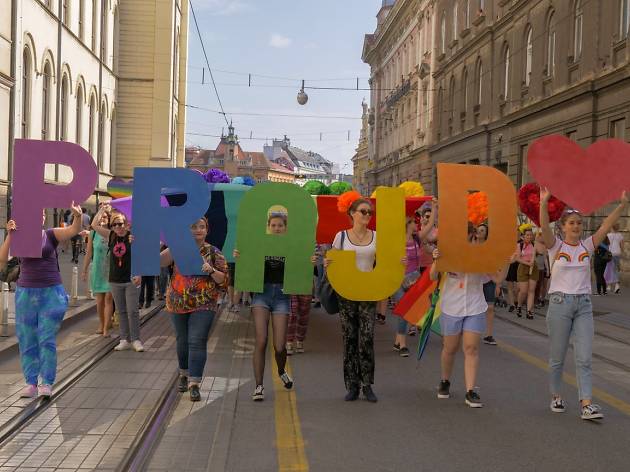 Okupljališta u zagrebu gay Zagreb postaje