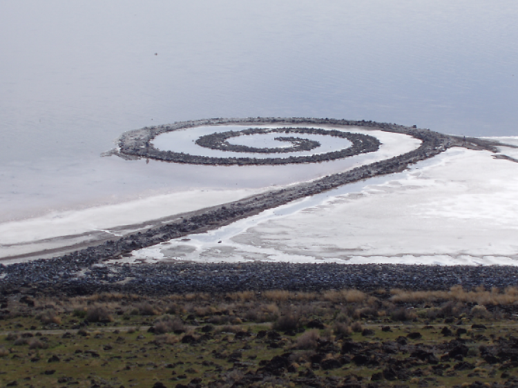 URobert Smithson, uSpiral Jetty, ngo-1970