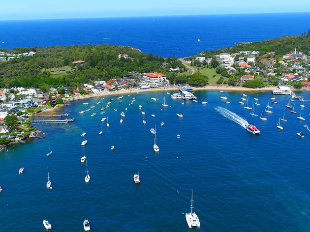 Watsons Bay ferry Boats cruise in the bay.