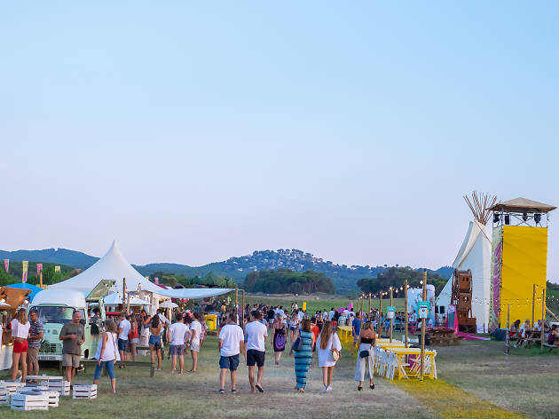 Festival White Summer Festival White Summer
