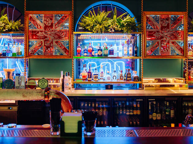 B. Lucky & Sons Melbourne Central – Arcade And Game Bar