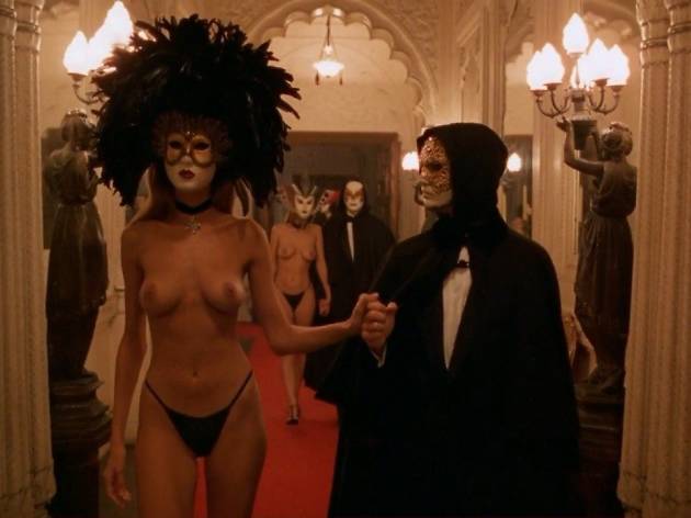 Eyes wide shut Eyes wide shut