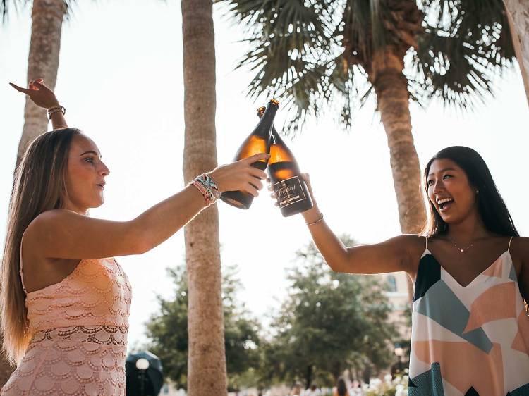 Check out these spots where ladies drink free in Miami