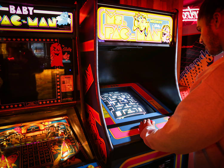 Retro gaming arcade