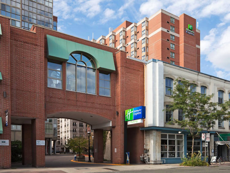 Holiday Inn Express Toronto Downtown