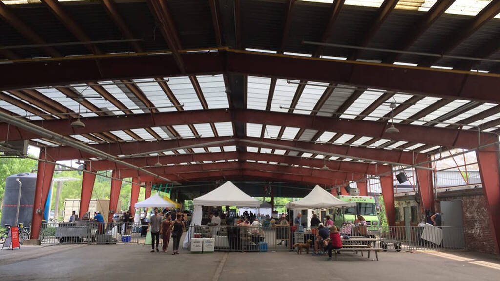 10 Best Markets in Toronto for Bagging a Bargain