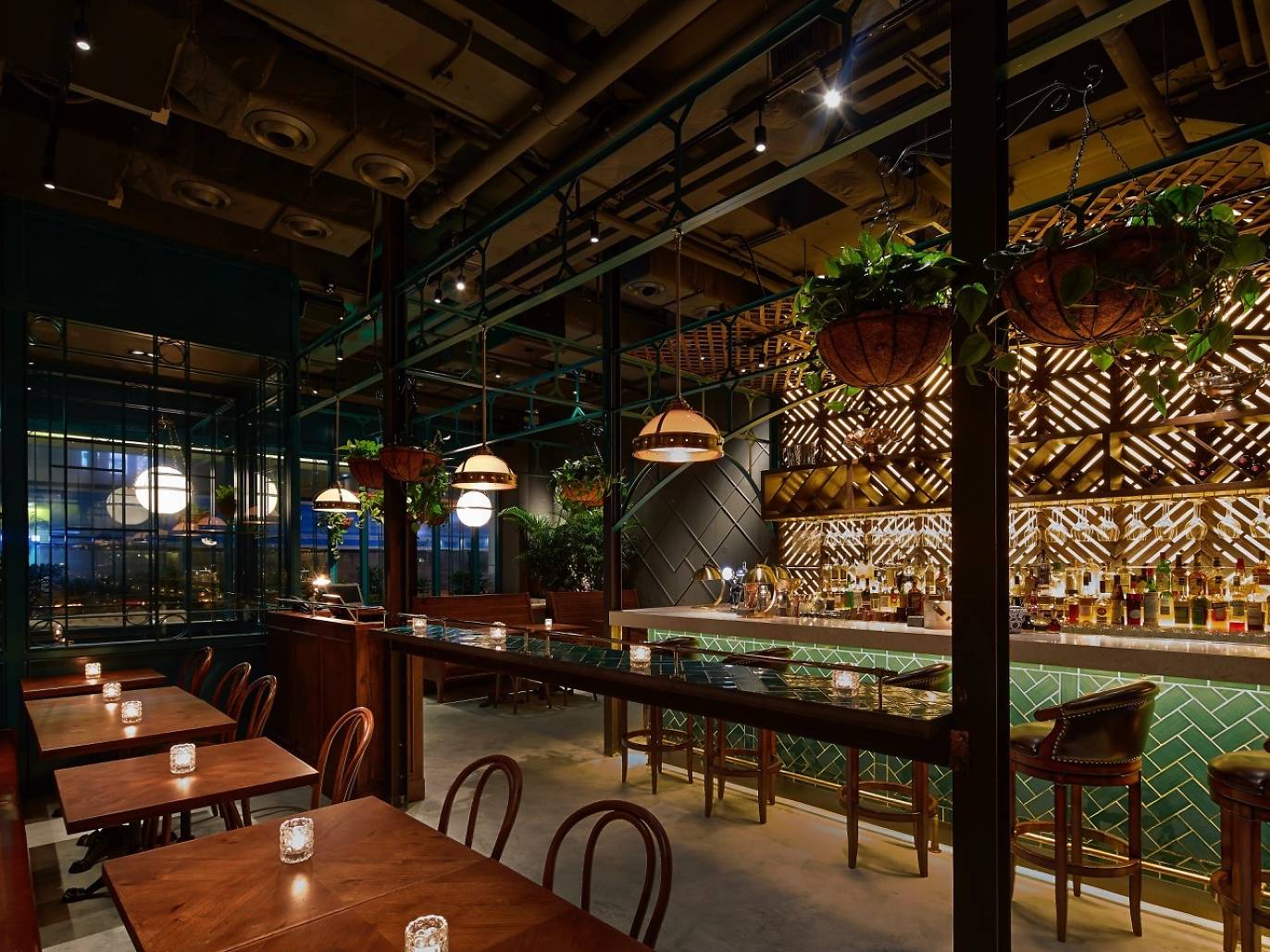 The best happy hour deals in Hong Kong