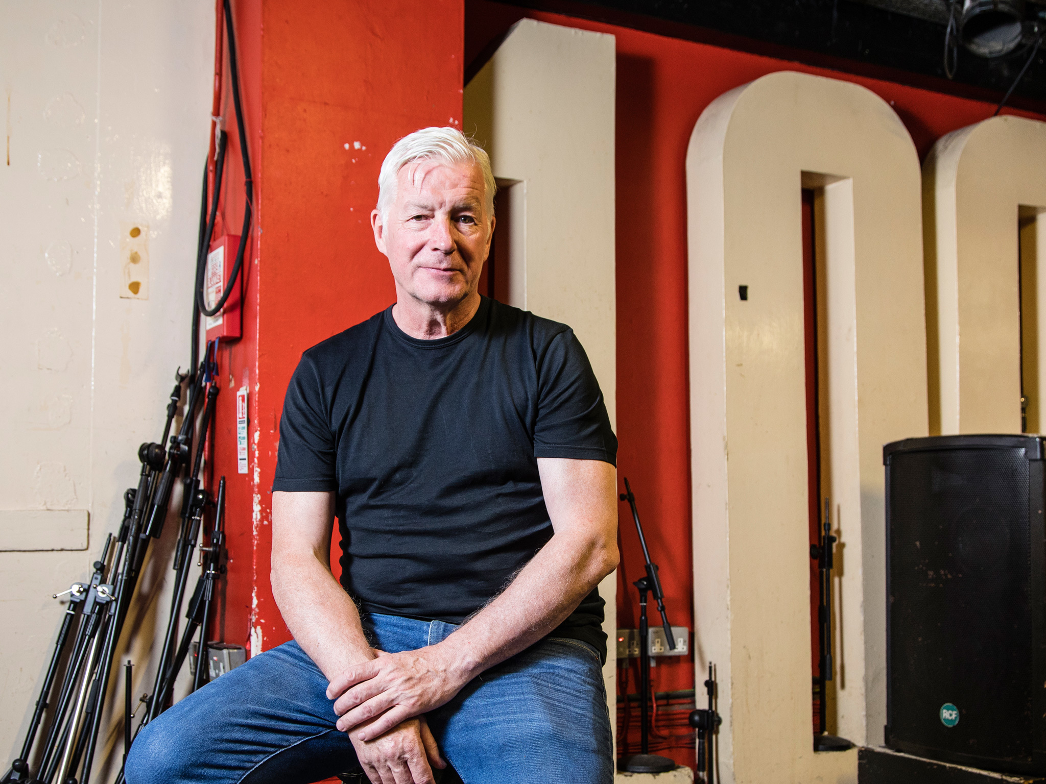 Meet The Man Who Supports Dave Lee Kennedy - vtvzo9k