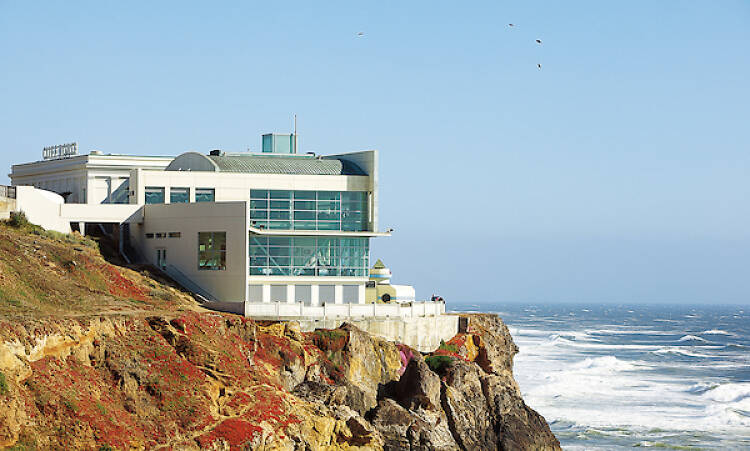 Brunch overlooking the Pacific