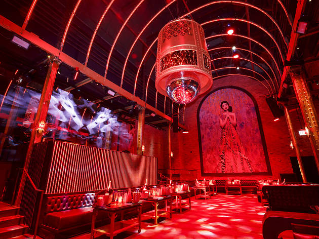 14 Best Nightclubs And Dance Clubs In Chicago