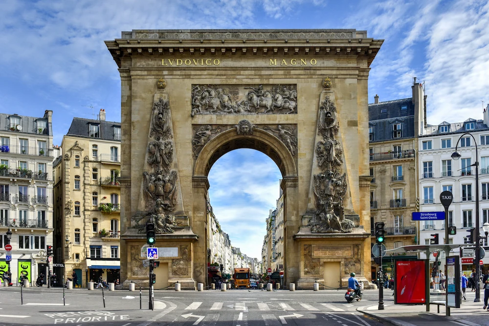 Strasbourg-Saint-Denis, Paris