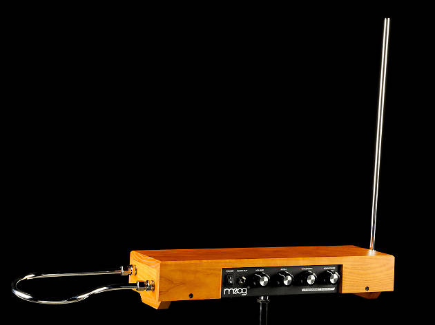 Moog EWSTD019 Etherwave Theremin Moog EWSTD019 Etherwave Theremin