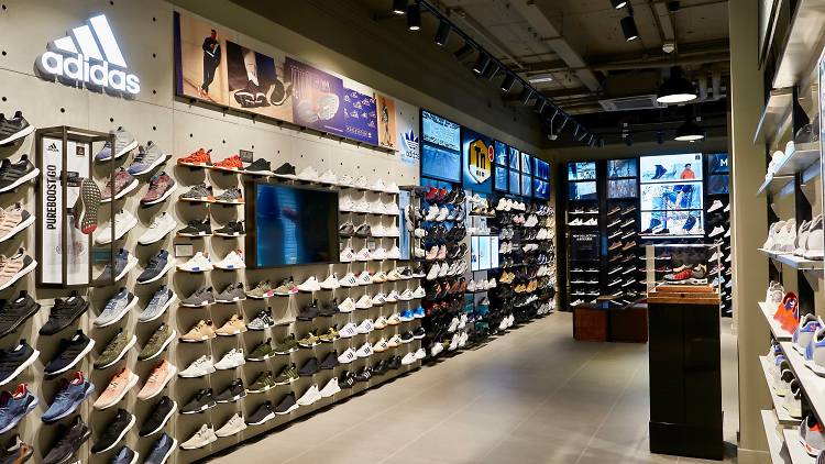 Foot Locker | Shopping In Tsim Sha Tsui, Hong Kong