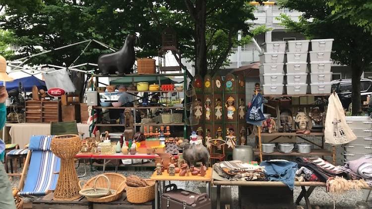 Tokyo Romantic Market