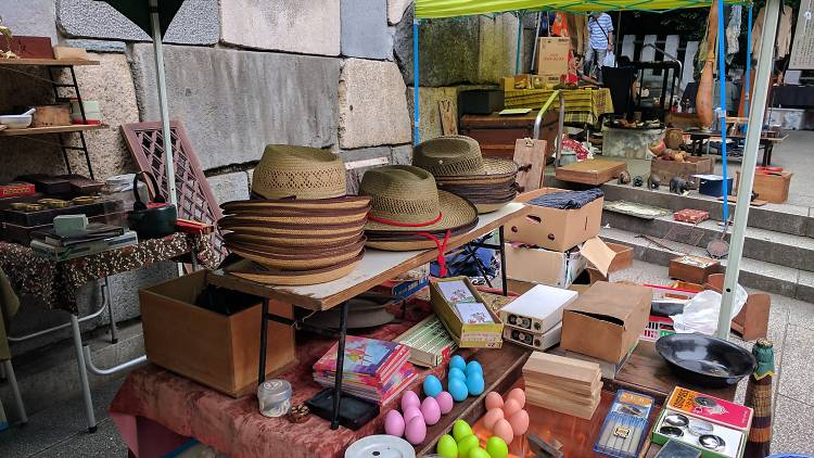 Nogi Shrine Flea Market