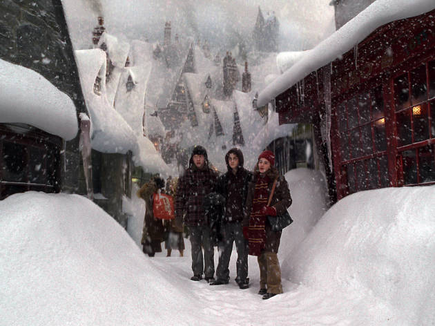 DO NOT REUSE. Hogsmede in the snow. Warner Bros Studio Tour campaign. DO NOT REUSE. Hogsmede in the snow. Warner Bros Studio Tour campaign.