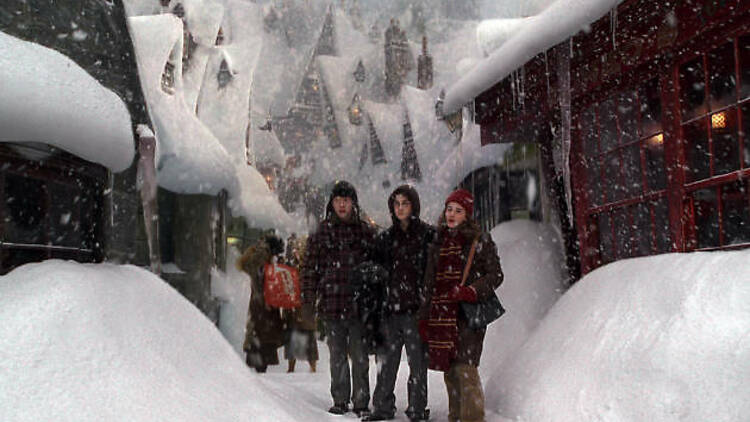 9. A snowy trip (or two) to Hogsmeade