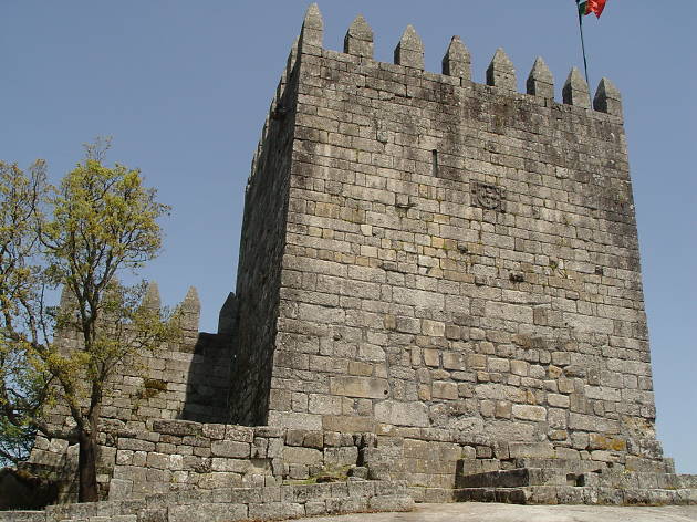 Castelo de Lanhoso Castelo de Lanhoso