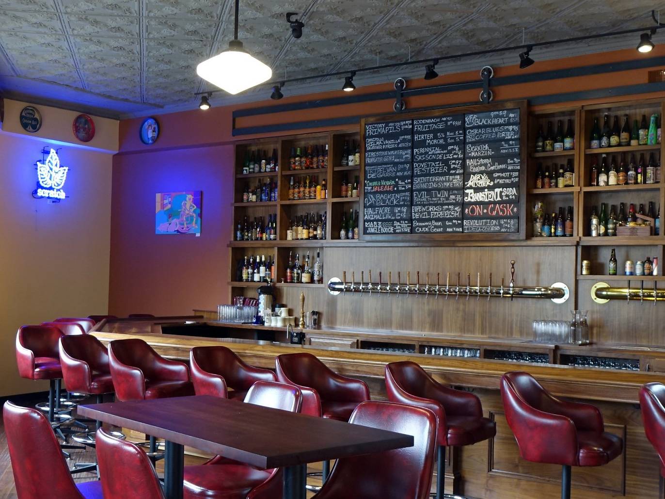 46 Best Bars in Chicago You Should Be Drinking At This Week