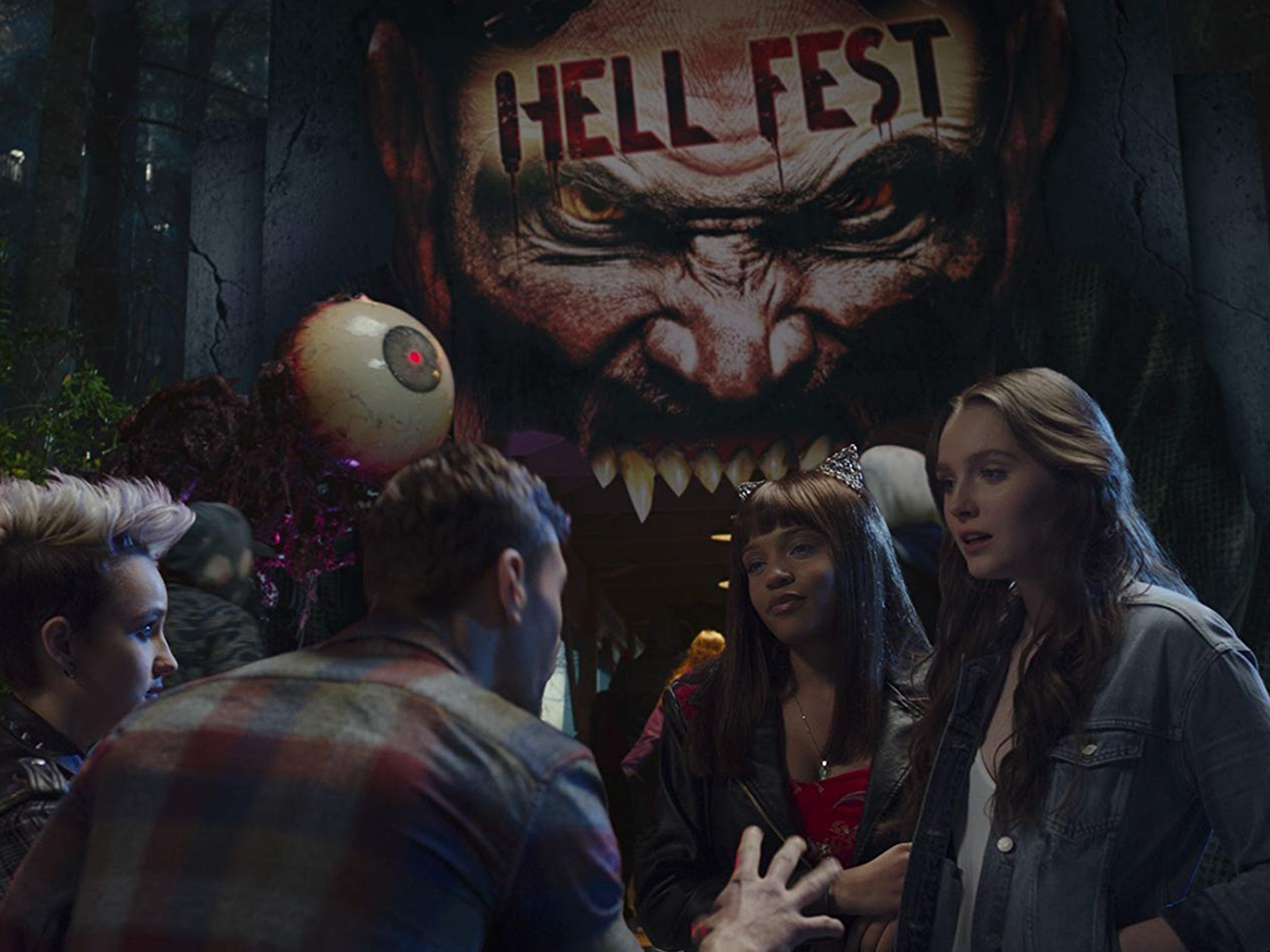 центральный парк фильм 2017. парк аттракционов ужасы. хэллфест фильм 2018. дин джейкобс. удивительная скульптура на болоте в ирландии.