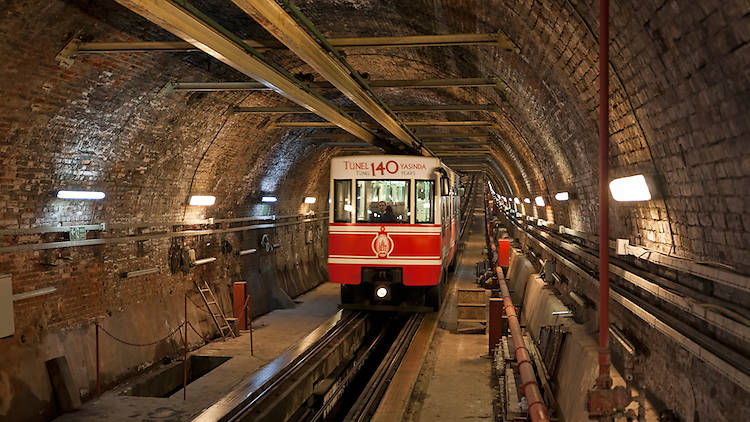 Travel back in time on the Tünel