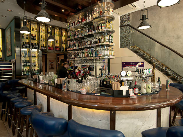 Staunton’s Wine Bar and Cafe Staunton’s Wine Bar and Cafe