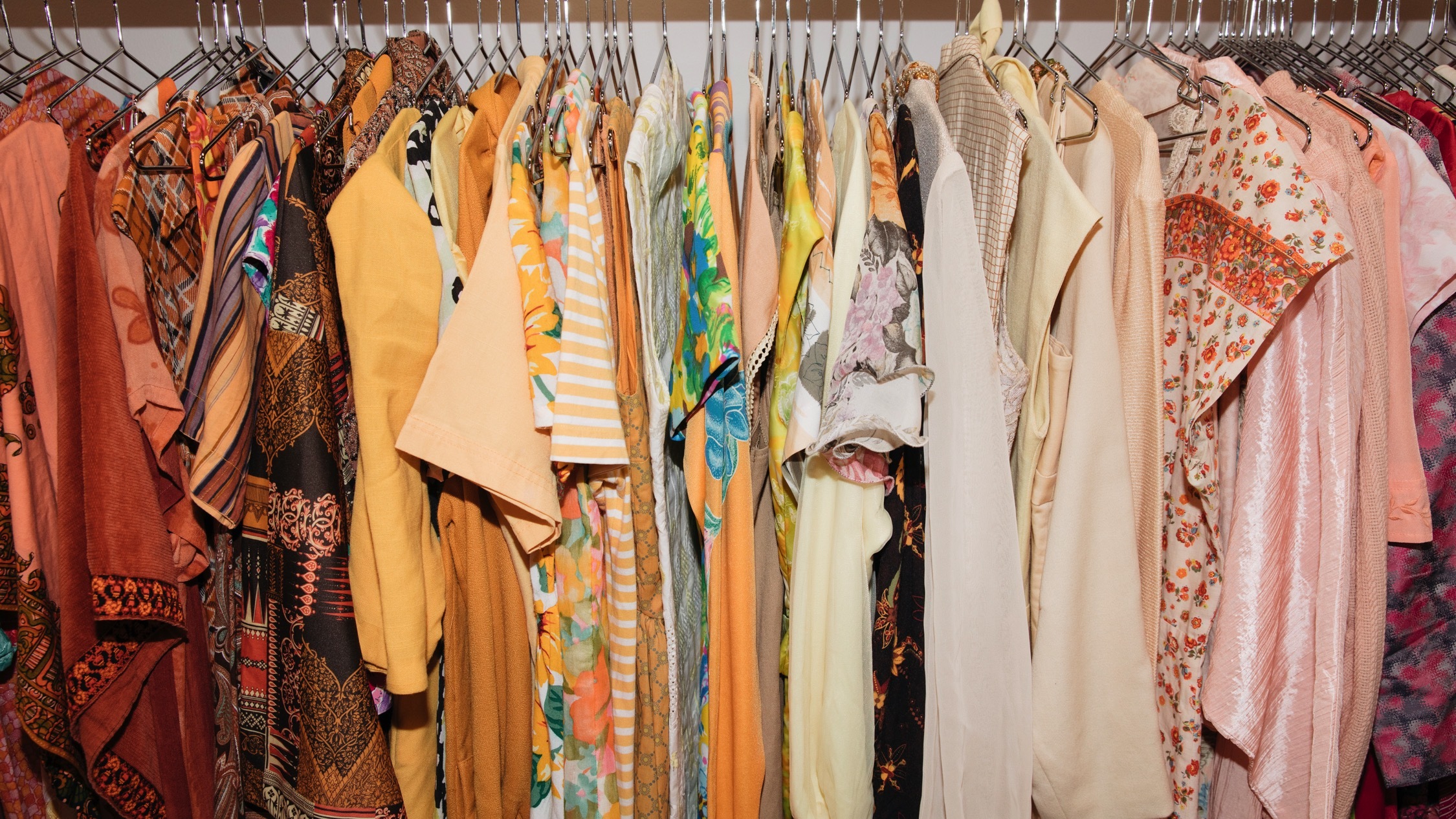 Help NSW flood communities by clearing out your wardrobe and Uber will ...