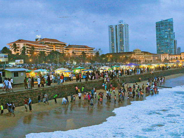 STREET FOOD FROM PETTAH TO GALLE FACE GREEN STREET FOOD FROM PETTAH TO GALLE FACE GREEN