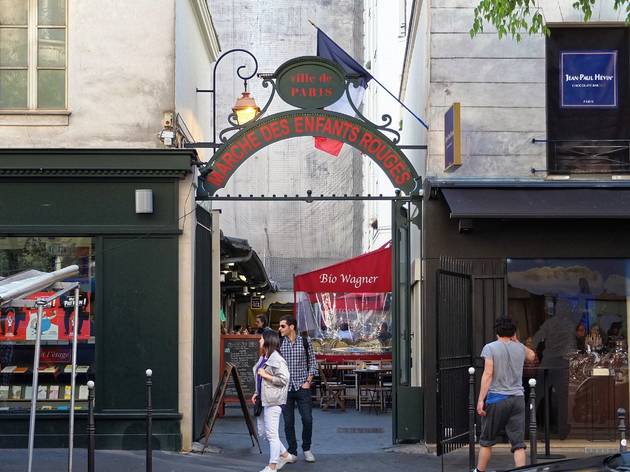 Marche Des Enfants Rouges Shopping In Le Marais Paris