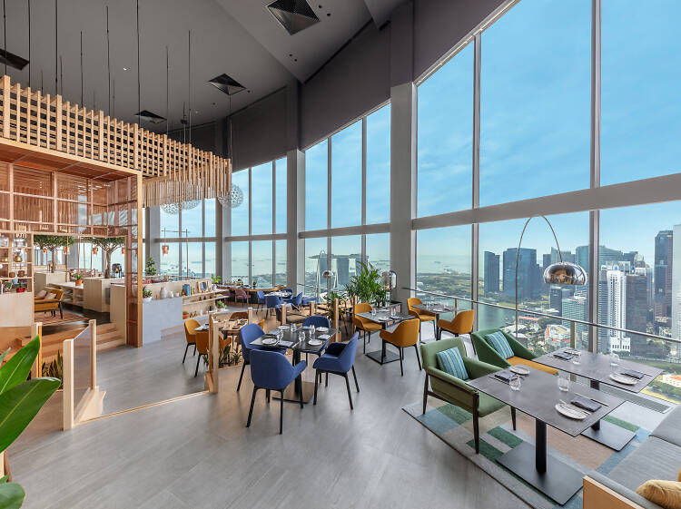 The best restaurants with a view in Singapore, including seafront and rooftop restaurants