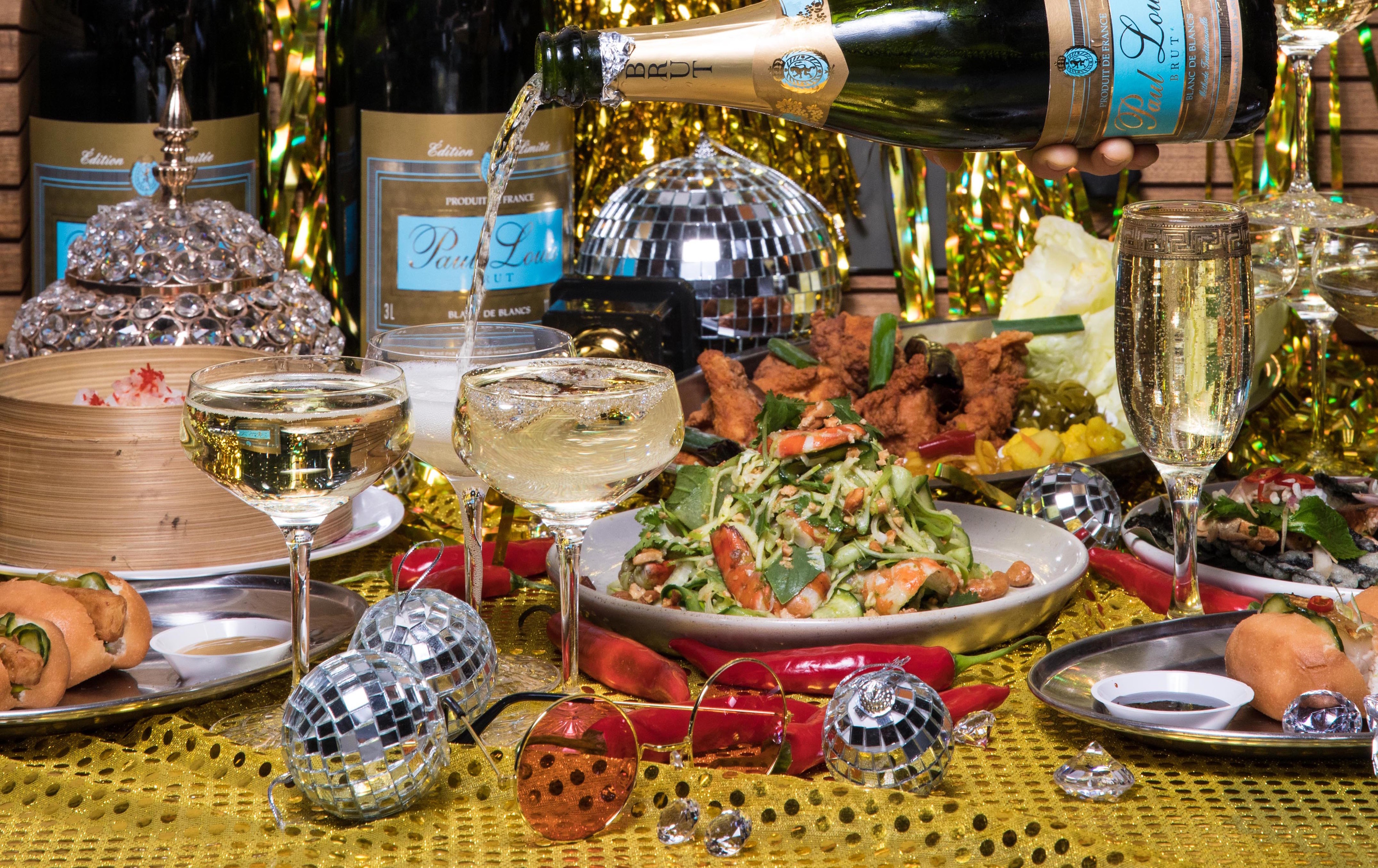 Hawker Hall Sparkling Disco Lunch | Things to do in Melbourne