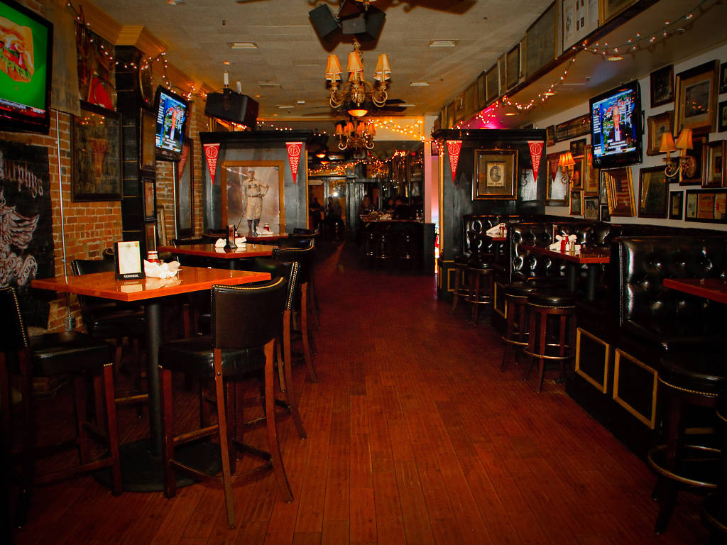 Where to Watch Football in Boston 2020 10 Best Bars for the Pats