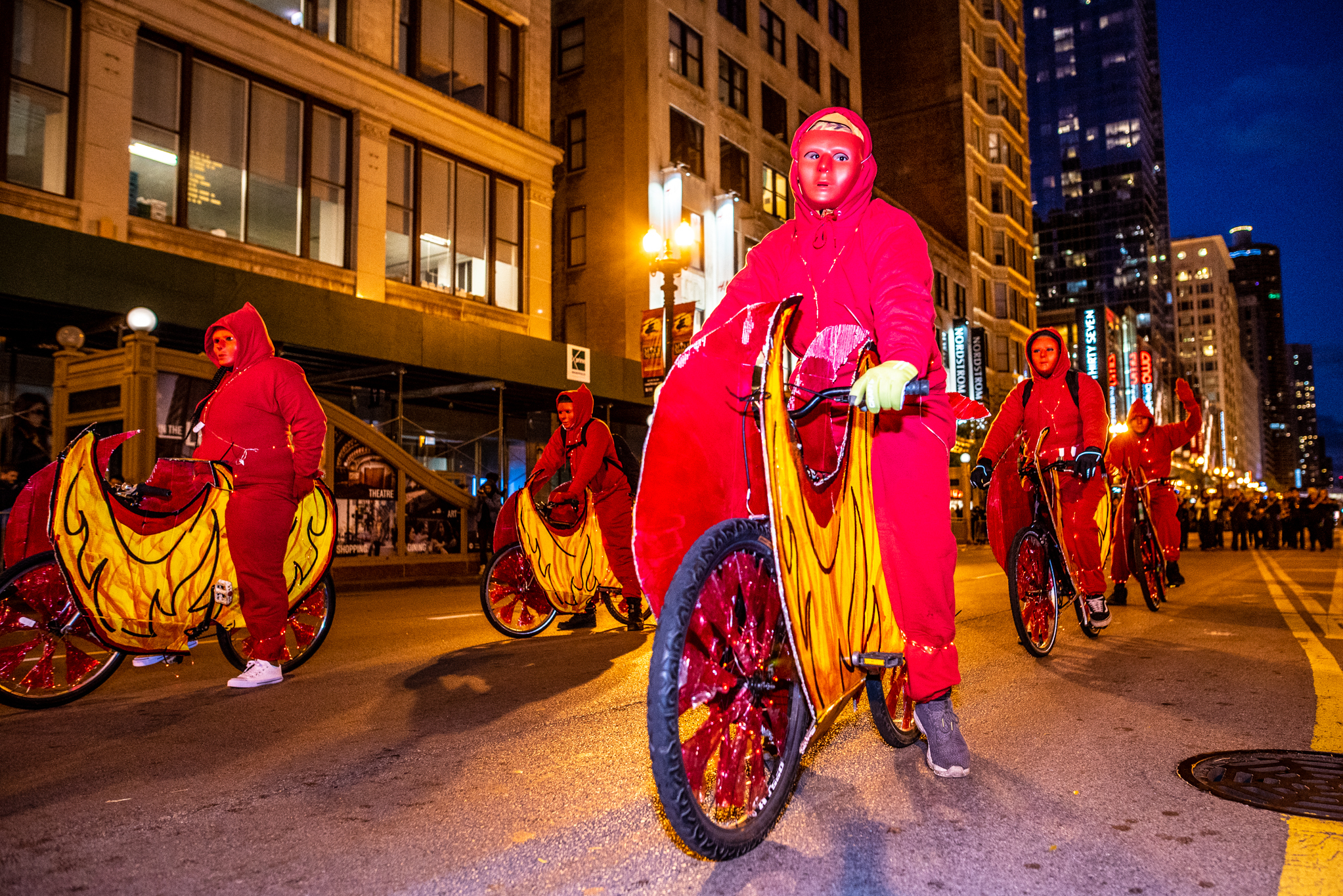 arts in the dark 2018, halloween parade