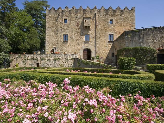 Castell de Montesquiu Castell de Montesquiu